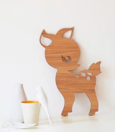 Faon en bois pour décoration