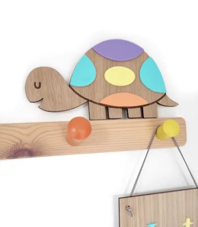 Tortue en bois pour décoration murale