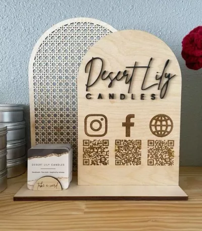 chevalet en bois réseaux sociaux pour organisation bureau et décoration artis'bois maroc