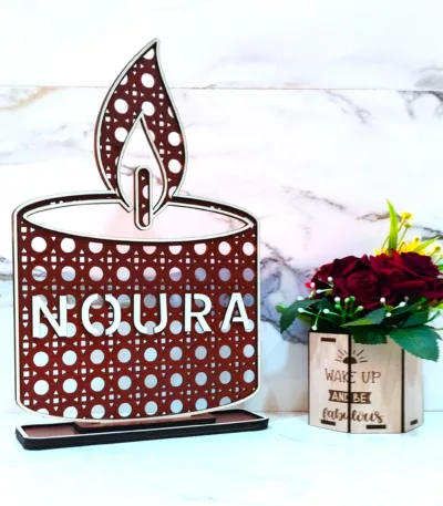 décor personnalisé sous forme de bougie avec theme rattan , idées cadeux et de décoration maroc