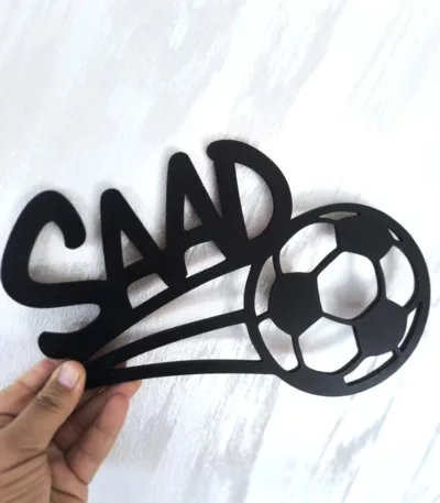 décor en bois de foot personnalisé avec prénom maroc artisbois